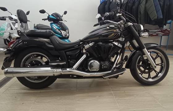 YAMAHA XVS950A MIDNIGHT STAR YAMAHA XVS950A MIDNIGHT STAR